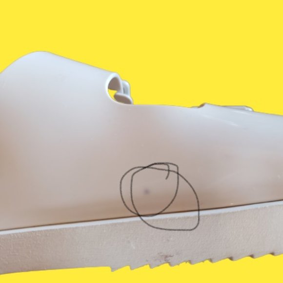 GUCCI Women's Sandal With Mini Double G In White Size: 7 - Picture 11 of 11